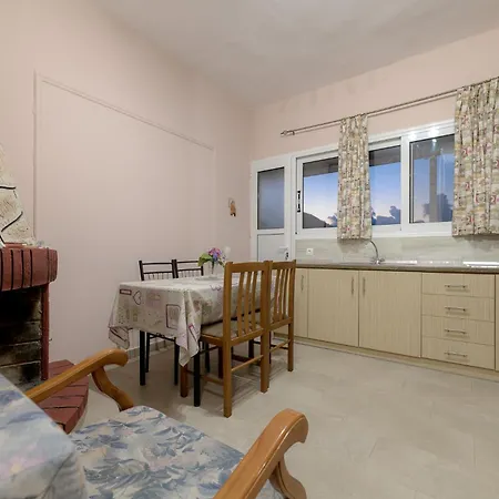 Anthi & Apartment *